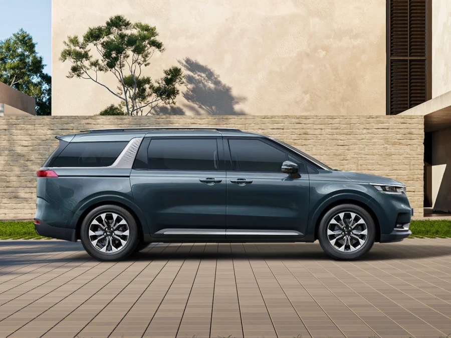 Kia Carnival IV Рестайлинг — фото 3