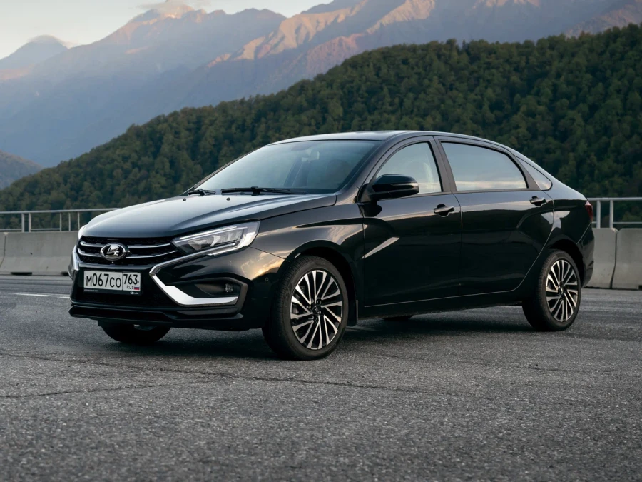 Lada Aura — фото 2