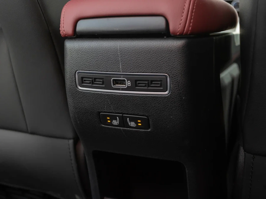 Geely Coolray I Рестайлинг — фото 13